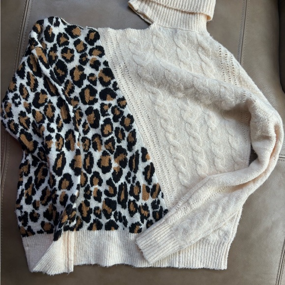 BKE oversized Off-Shoulder Cream and Brown Sweater - Picture 5 of 6